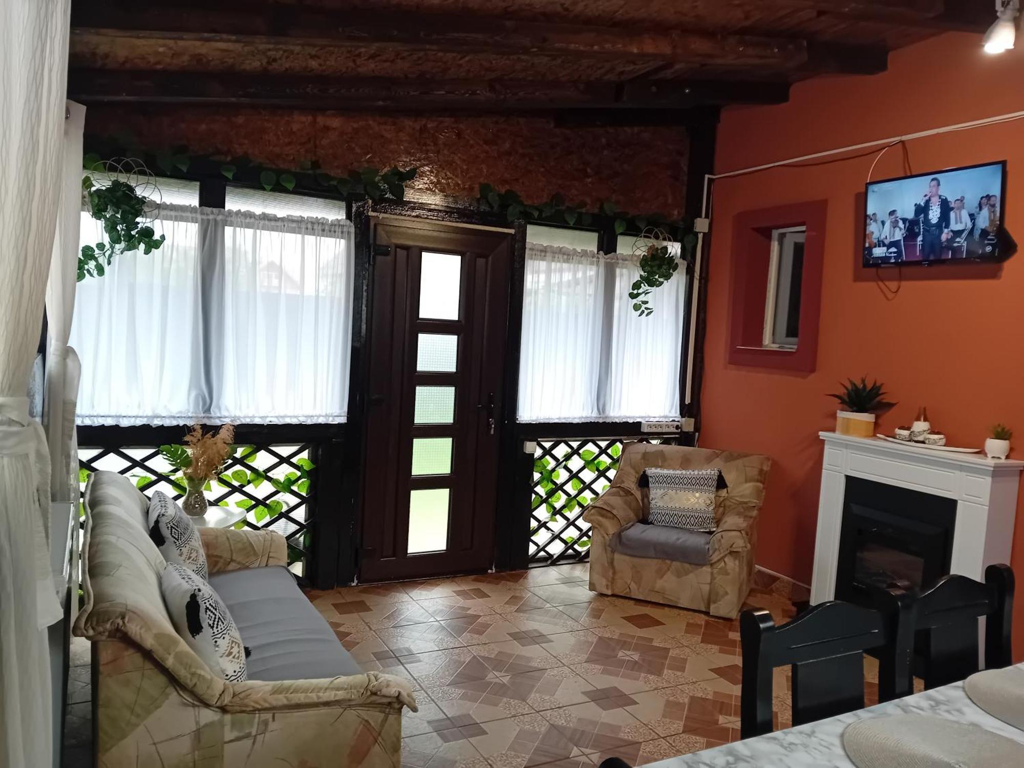 Casuta Piatra Craiului Zarnesti